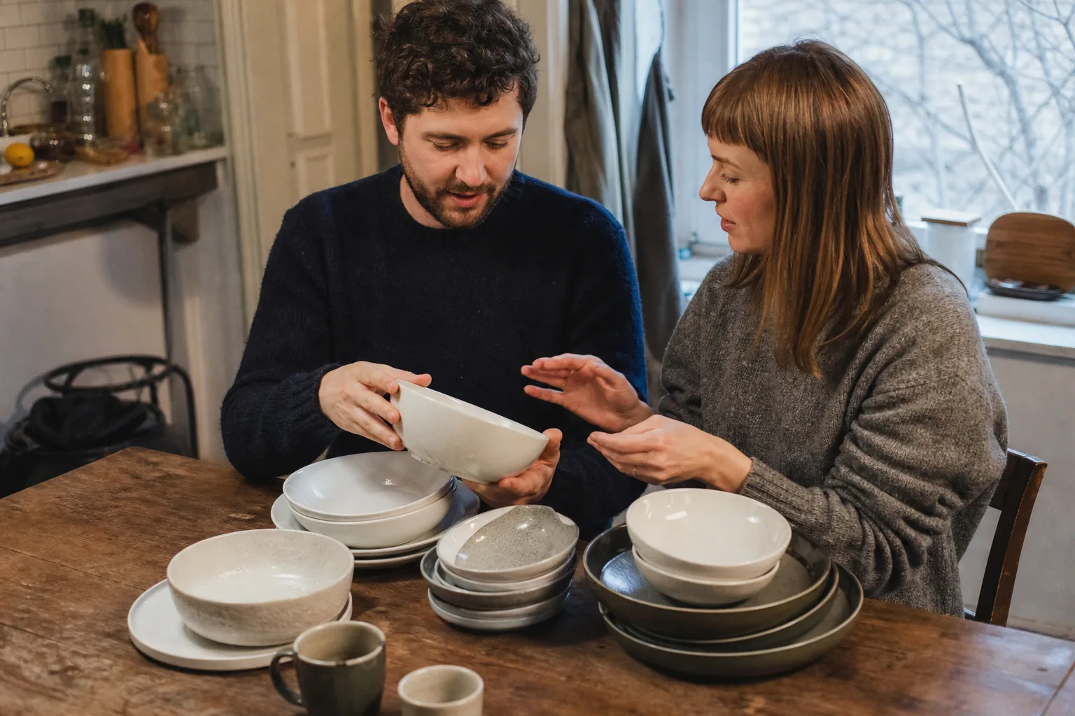 Singles prüfen bei Geschirrsets konkrete Details zu langfristige Ergänzbarkeit